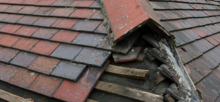 emergency roof repairs bromley